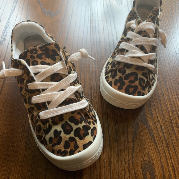 Leopard print sneakers - Picture 3 of 6